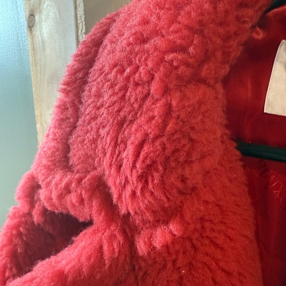 Size xl faux teddy bear coat red - Picture 3 of 3